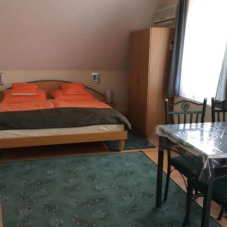 Gyenesi Virag Apartman Gyenesdiás Zewnętrze zdjęcie