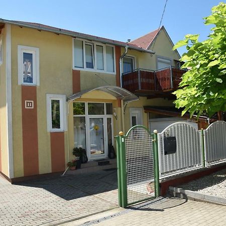 Gyenesi Virag Apartman Gyenesdiás Zewnętrze zdjęcie