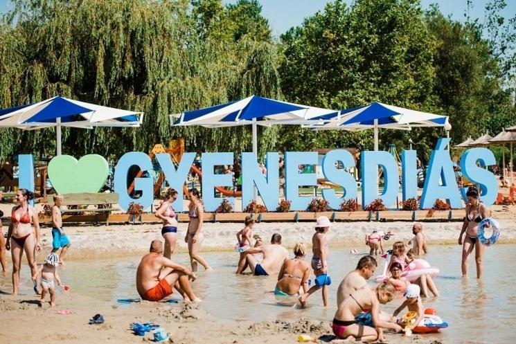 Gyenesi Virag Apartman Gyenesdiás Zewnętrze zdjęcie